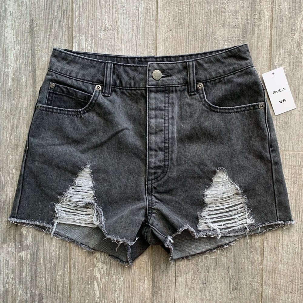 🔥🔥RVCA - HIGH RISE DISTRESSED DENIM SHORTS🔥🔥 - Picture 2 of 4